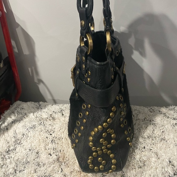 Isabella Fiore Handbag - Picture 3 of 8